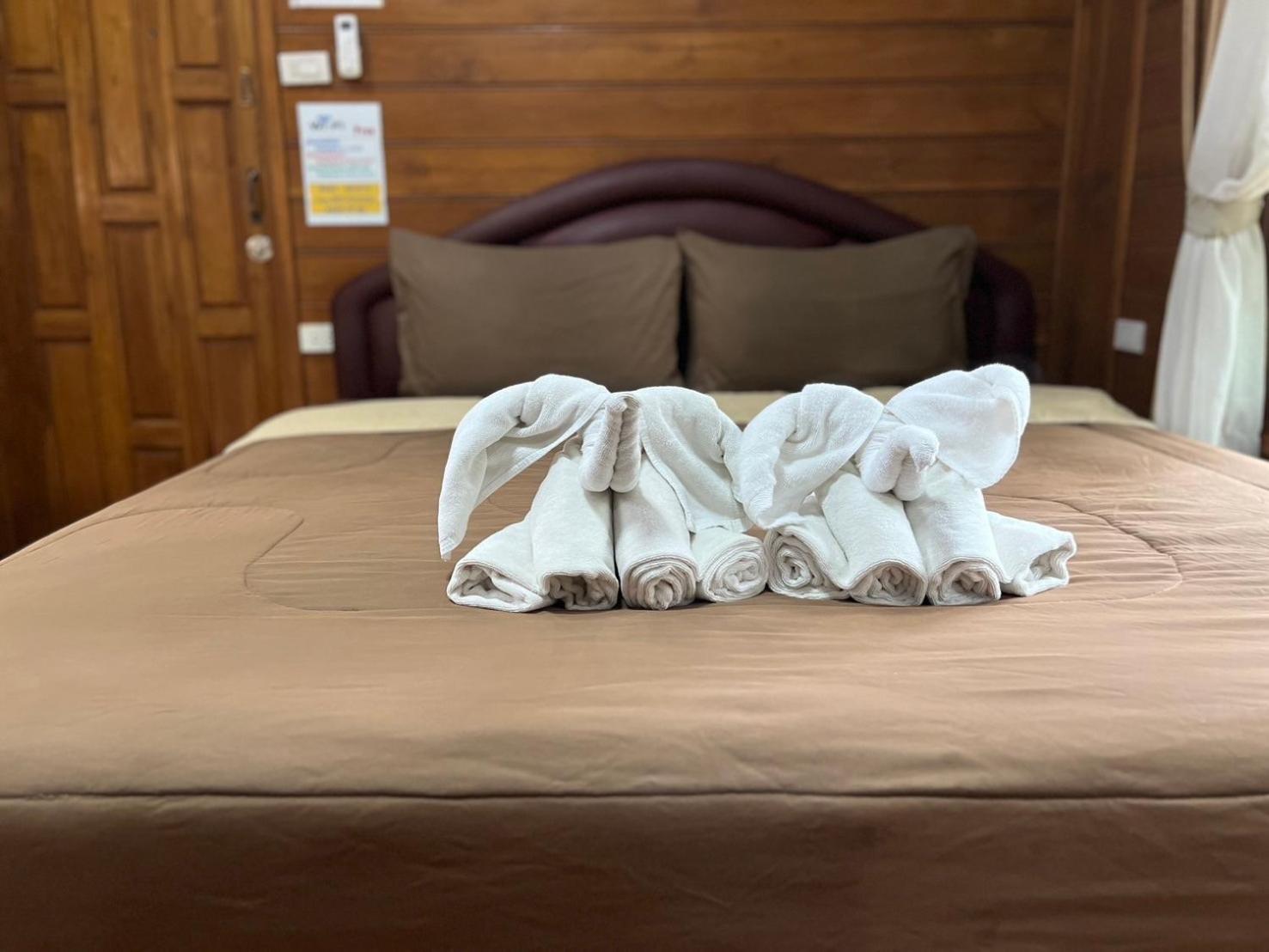 Denchai City Resort เด่นชัยซิตี้ รีสอร์ท Phrae Ngoại thất bức ảnh