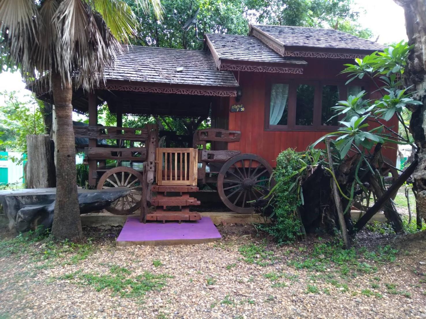 Denchai City Resort เด่นชัยซิตี้ รีสอร์ท Phrae Ngoại thất bức ảnh